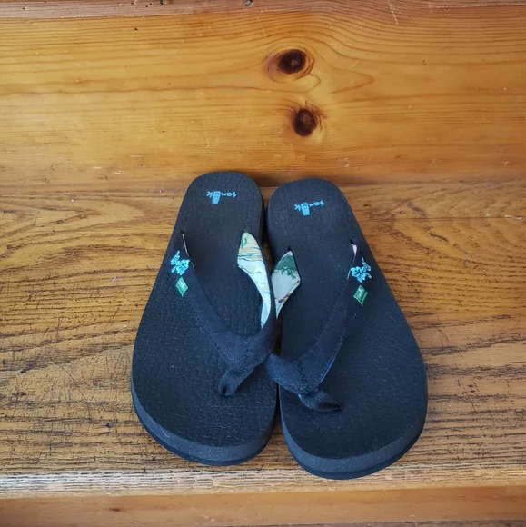 Sanuk Yoga Flip Flop SOLD - Picture 2 of 2
